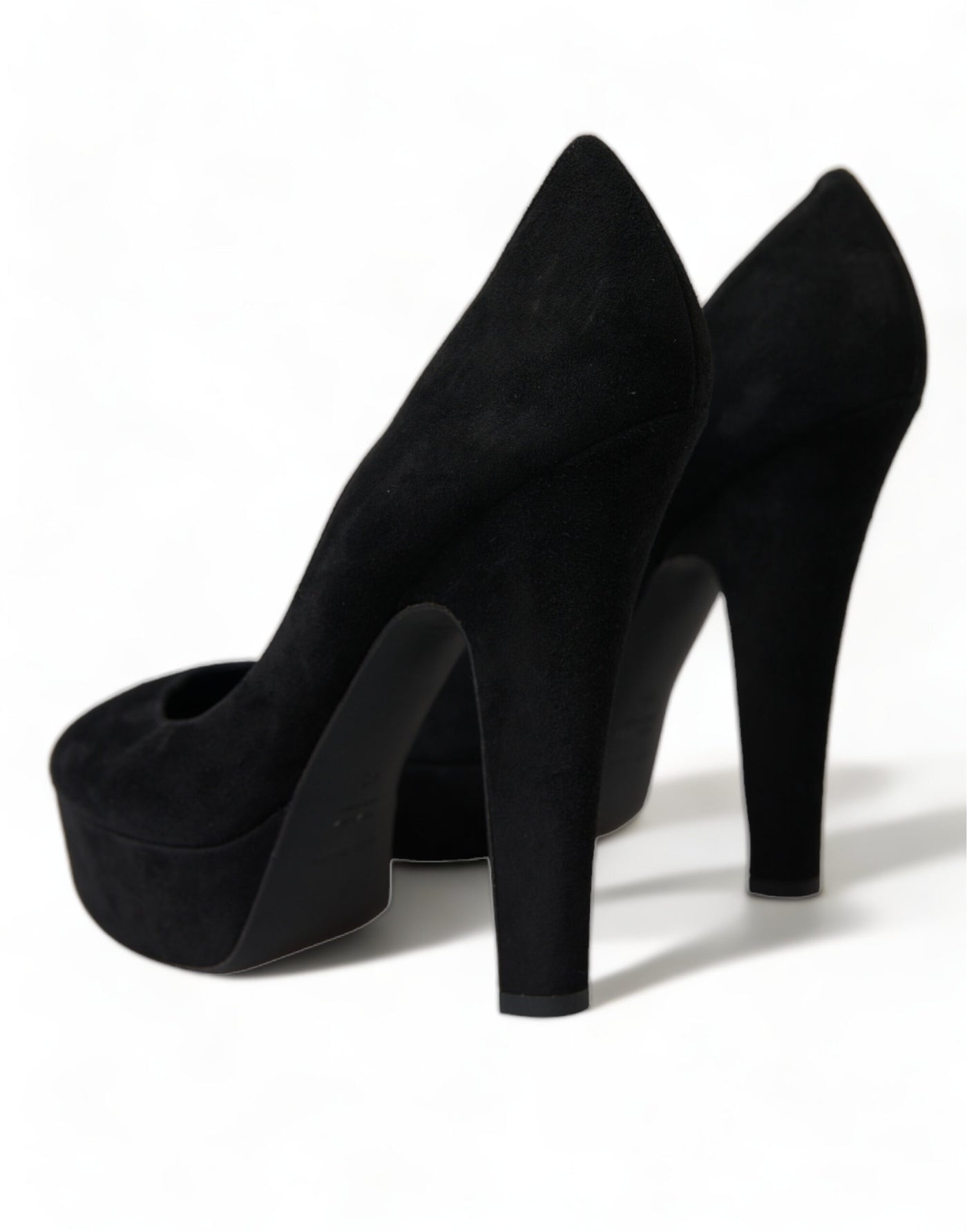 Schwarze Wildleder Pumps mit Absatz Raffinesse