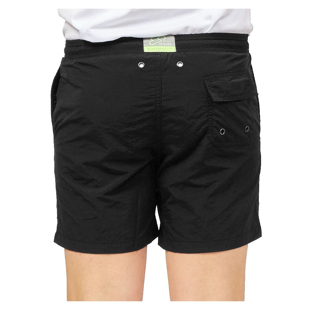 Glatte schwarze Herren-Boxershorts für den modernen Mann