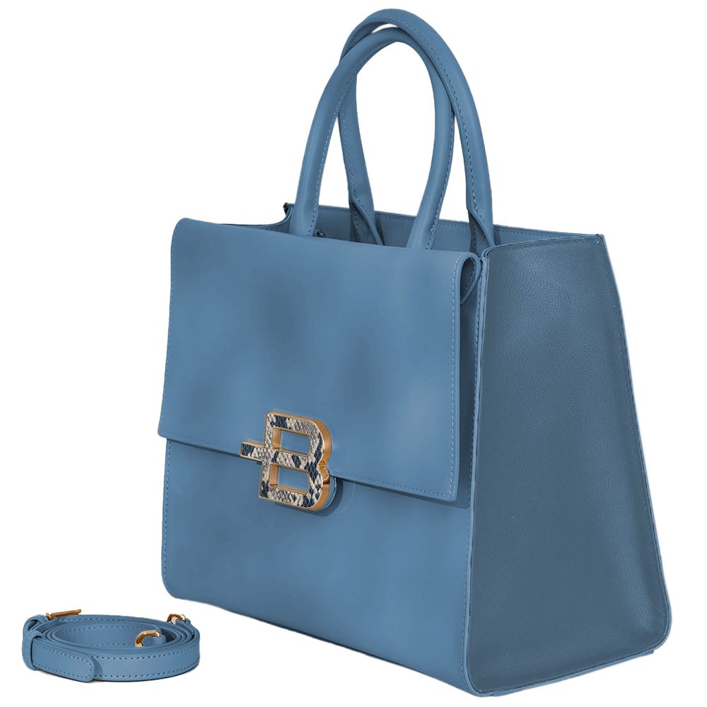 Elegante Handtasche aus hellblauem Kalbsleder