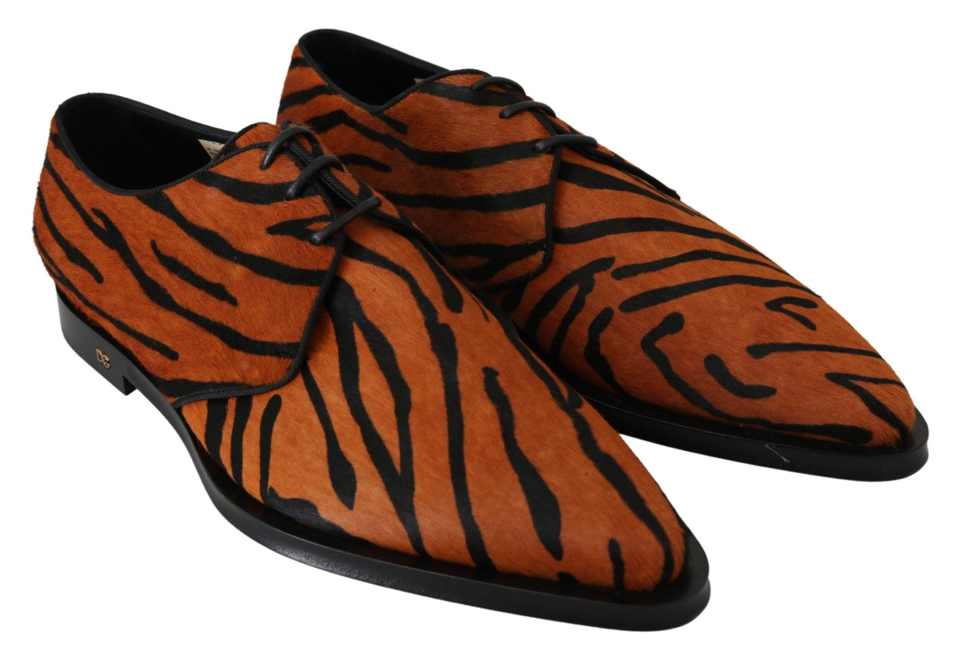 Kleiderschuhe mit Tigermuster und Ponyhaar