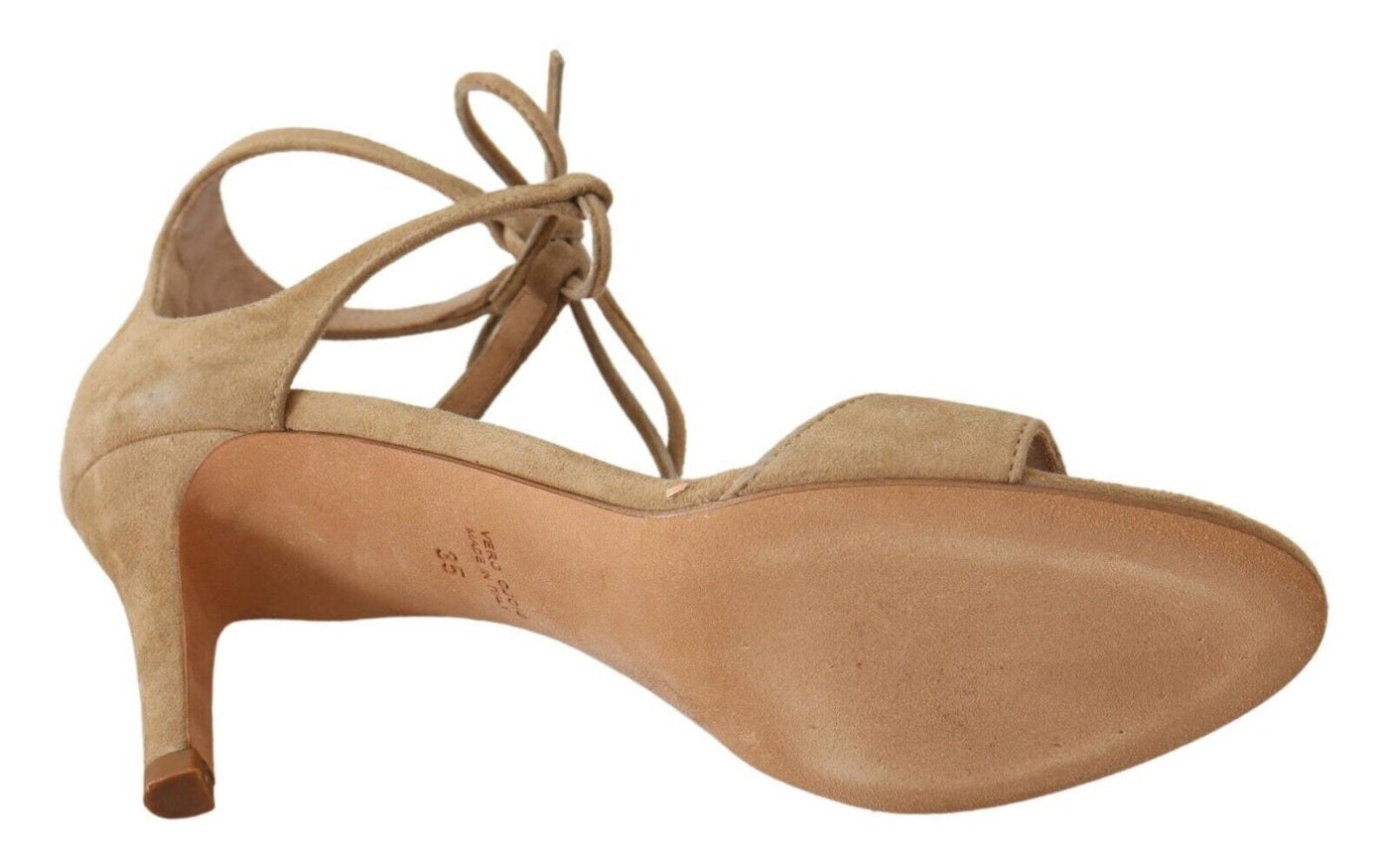 Elegante Ankle Strap Heels aus Wildleder in Beige